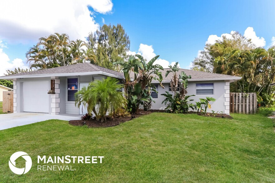 Building Photo - 3013 SE Banyan St