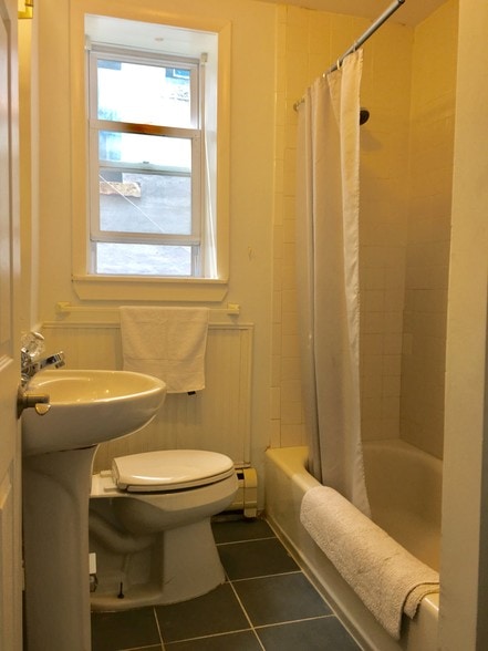 Building Photo - 90 Waldo Ave