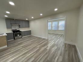 Kitchen & Dinning Area - 8453 S Van Ness Ave