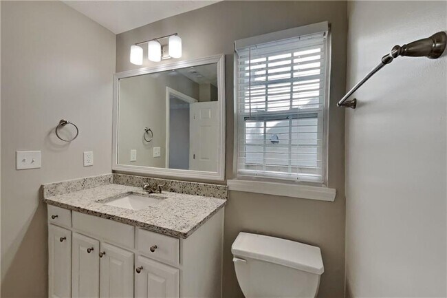 Building Photo - 76 Arrowhead Dr