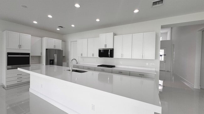 Building Photo - 5722 Aleppo Pine Pl