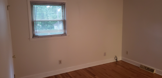Building Photo - 6512 Springfield Dr