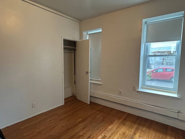 Building Photo - 1826 Unionport Rd