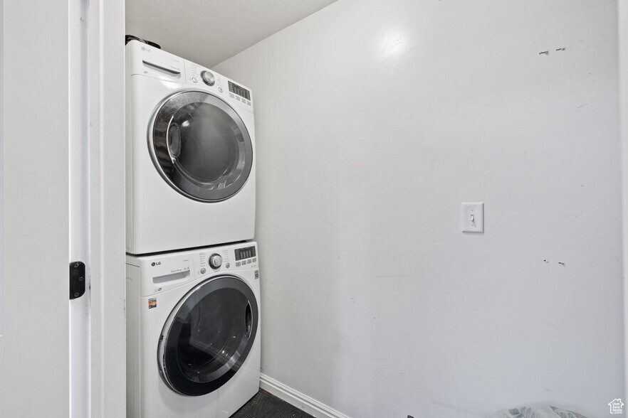 Building Photo - 1297 S 950 W