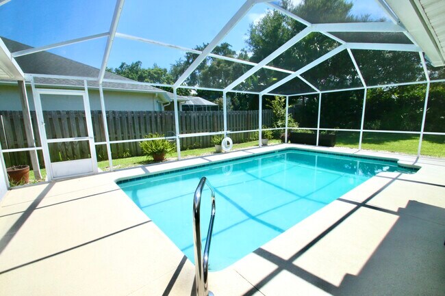Building Photo - 5772 White Acres Ln
