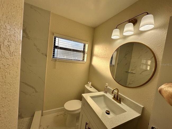 Building Photo - 5618 Aileen Dr