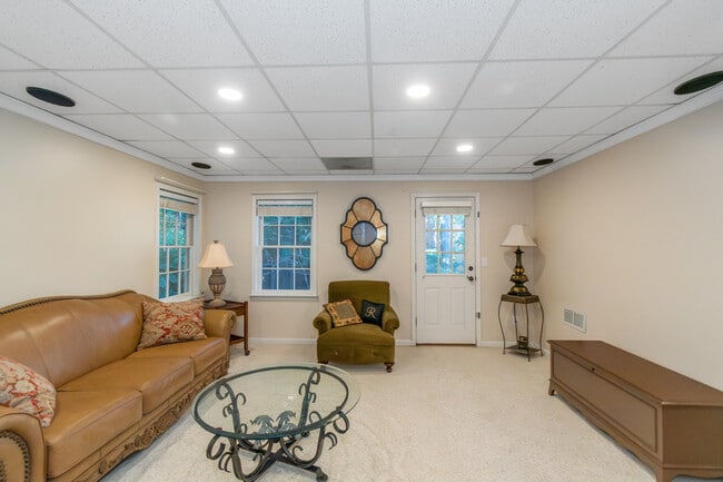 Building Photo - 3410 Kates Way