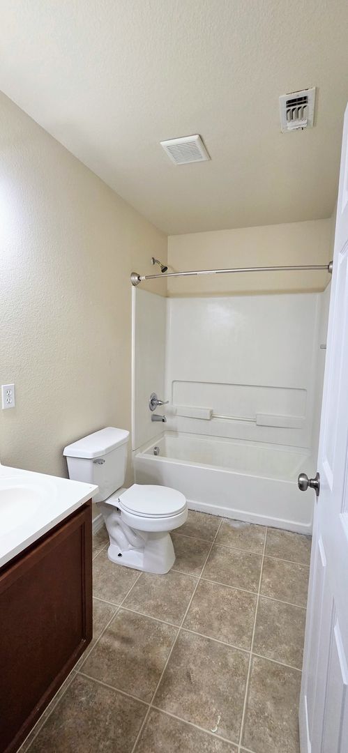 Building Photo - The Gardens at The Summit~Three Bedroom To...