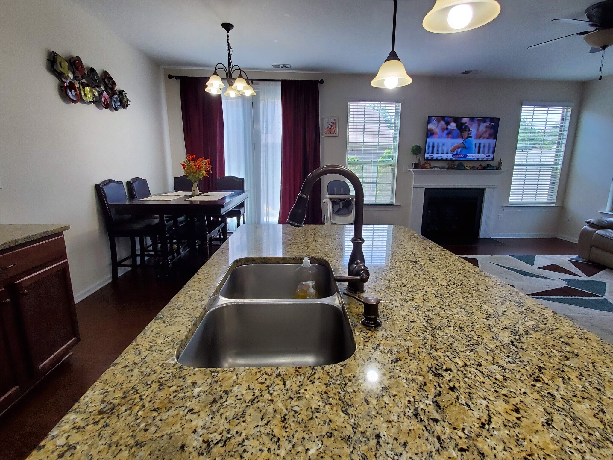 Building Photo - 808 Ayrshire Ave