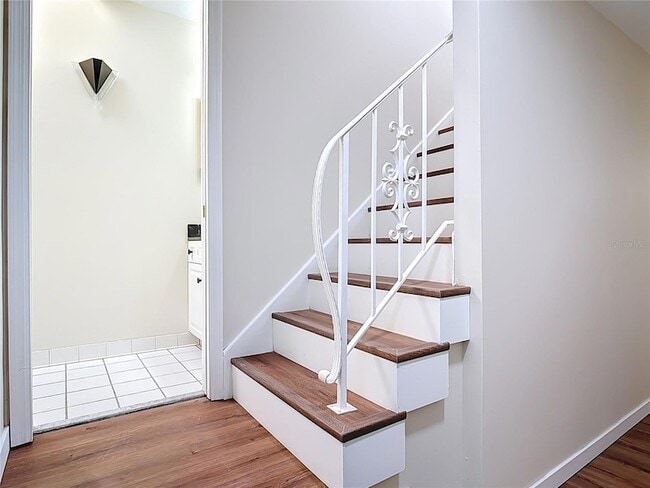 Building Photo - 289 Gull Dr S