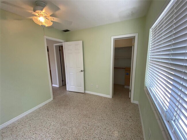 Building Photo - 4377 32nd Terrace N