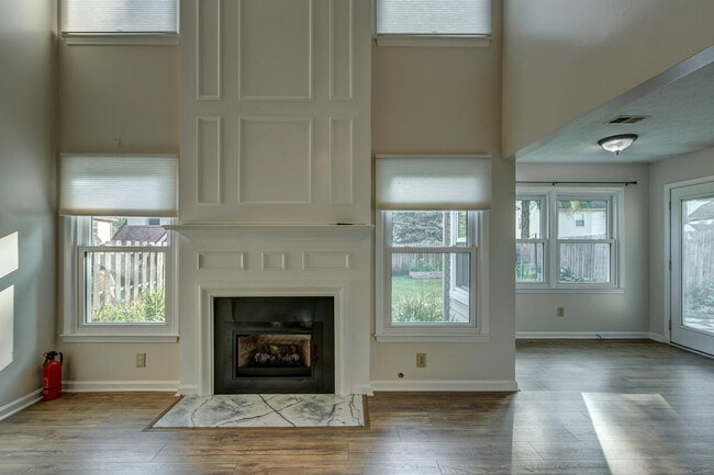 Building Photo - 3789 White Pine Dr