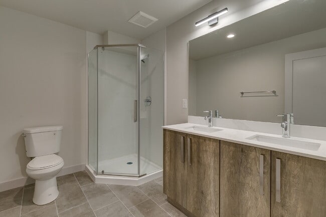 Building Photo - Modern, Spacious 2020 Townhome in West Seattle!