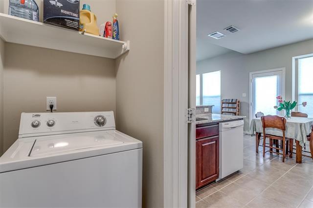 Building Photo - 3649 Vienna St