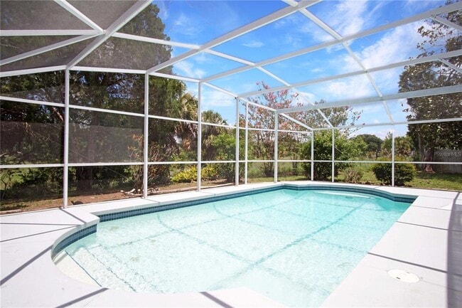 Building Photo - 928 Loma Bonita Dr