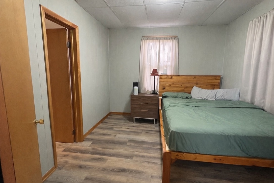 Building Photo - 1410 10th St S