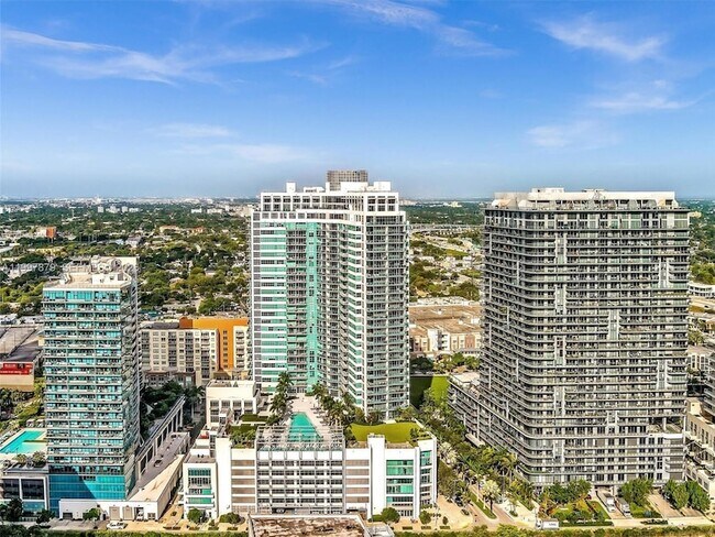 Building Photo - 3301 NE 1st Ave