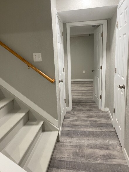 Building Photo - 4324 Ravenswood Ct