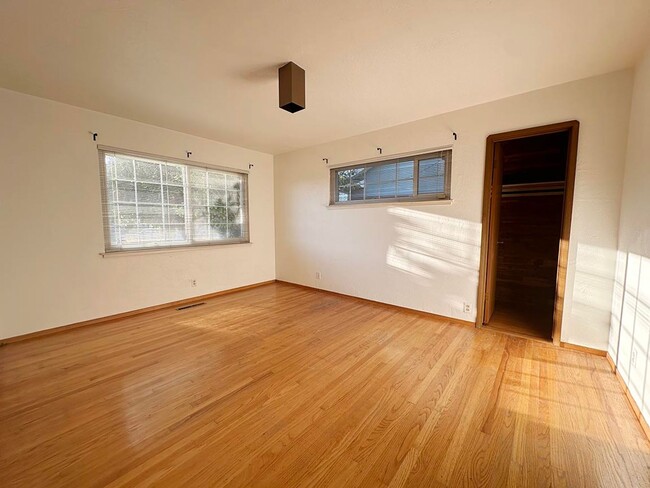 Building Photo - Coming Soon – Spacious 5-Bed Single Level ...