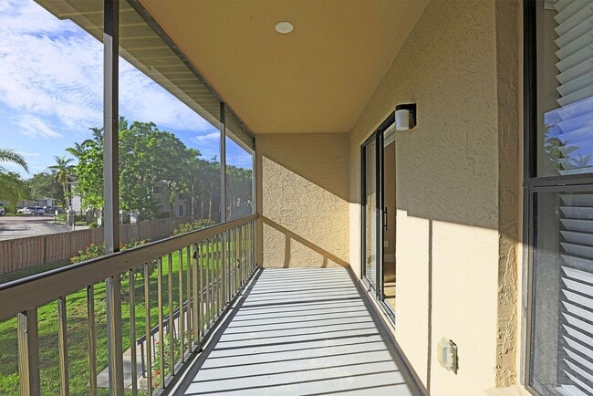 Building Photo - Mystic Gardens 5303-316