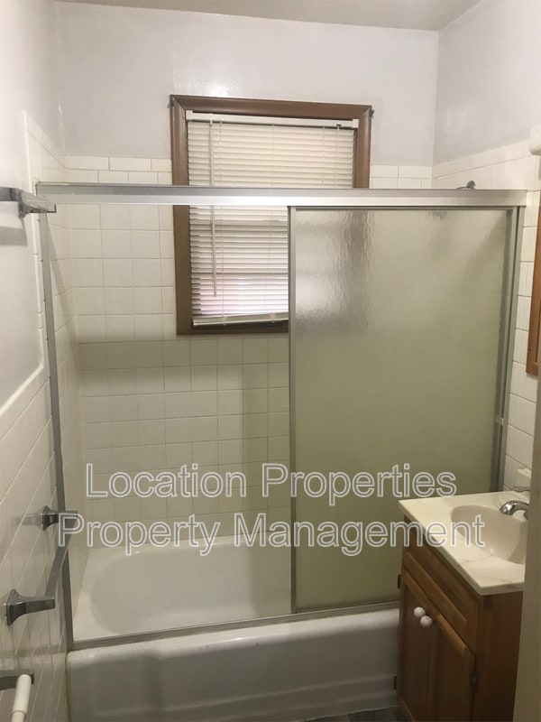 Building Photo - 1818 Missouri St