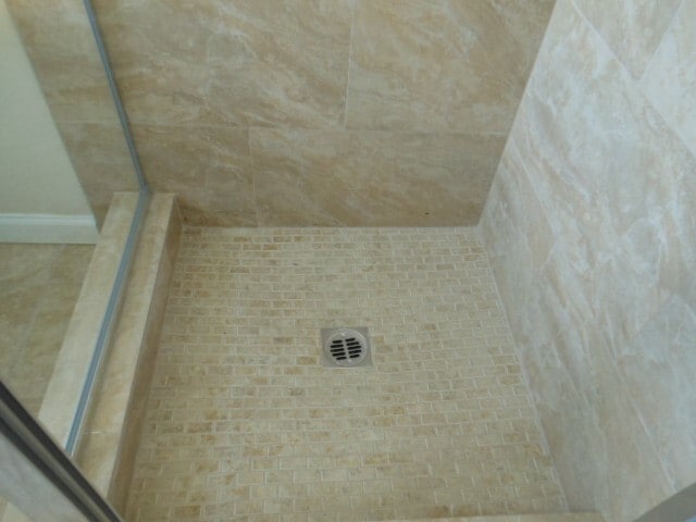 Shower 1 - 8607 Delco Ave