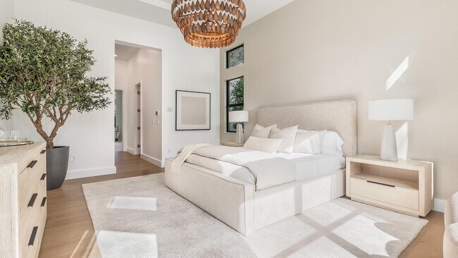 Building Photo - 17400 Rosella Rd