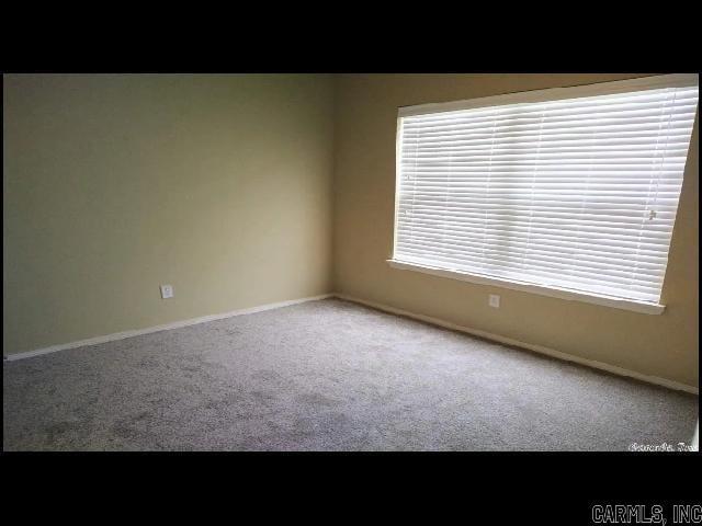Building Photo - 316 Saunders Dr