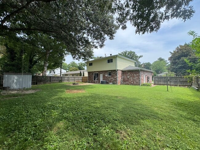 Building Photo - 114 Olin Dr