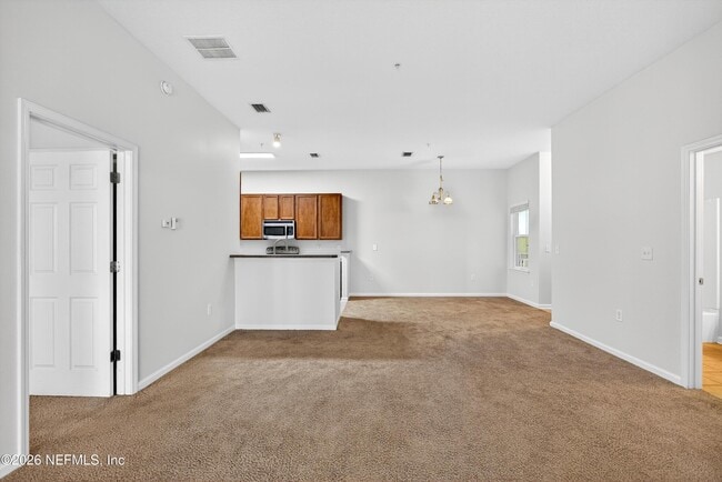 Building Photo - 8188 Cabin Lake Cir