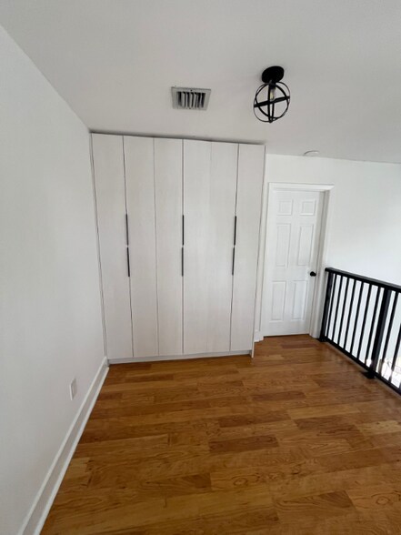 Building Photo - 9991 NW 51st Terrace