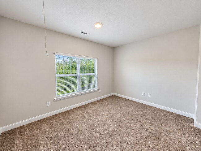 Building Photo - 4041 Cottingham Wy