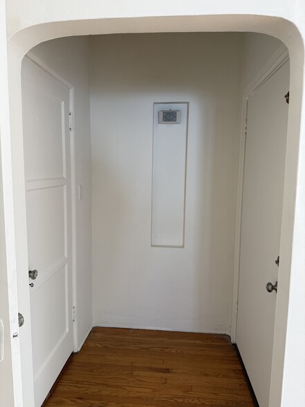 Building Photo - 2023 Talmadge St