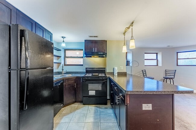 Building Photo - 3345 N Keating Ave