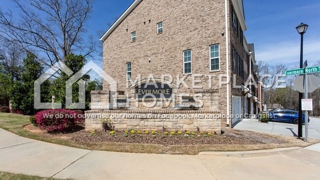 Building Photo - 3005 Westpoint Cir