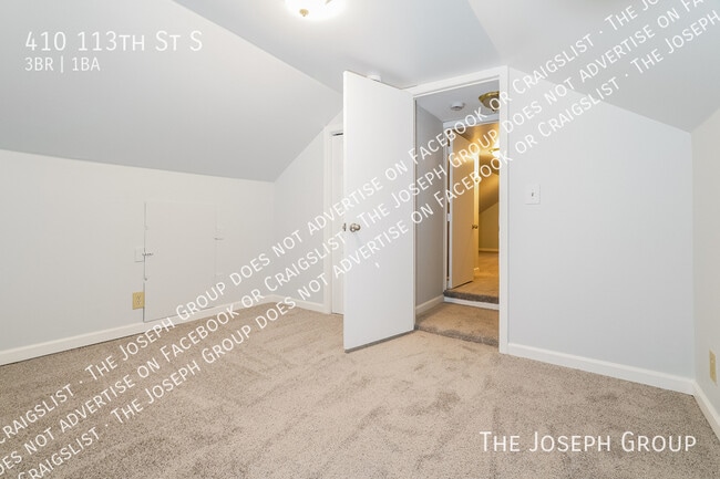 Building Photo - 410 113th St S