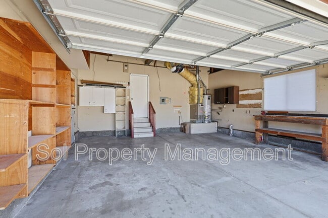 Building Photo - 905 Pellegrini St