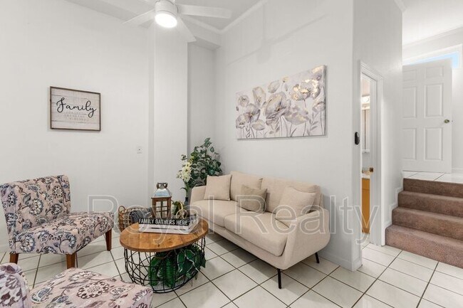 Building Photo - 1566 Kealia Dr