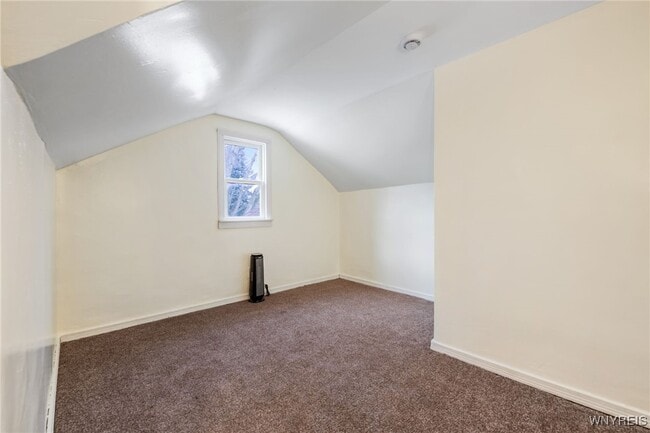 Building Photo - 321 Eggert Rd