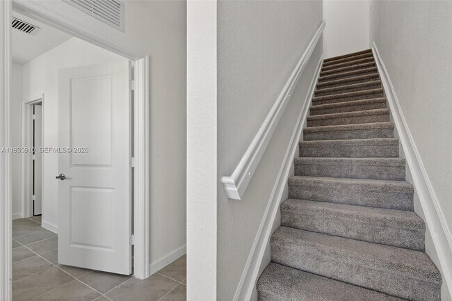 Building Photo - 13872 SW 262nd St