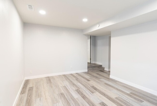 Building Photo - 9613 S 170 E