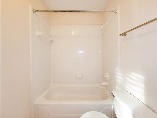 Building Photo - 5306 Pebble Way Ln