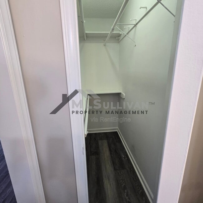 Building Photo - 5505 Drum Inlet Pl