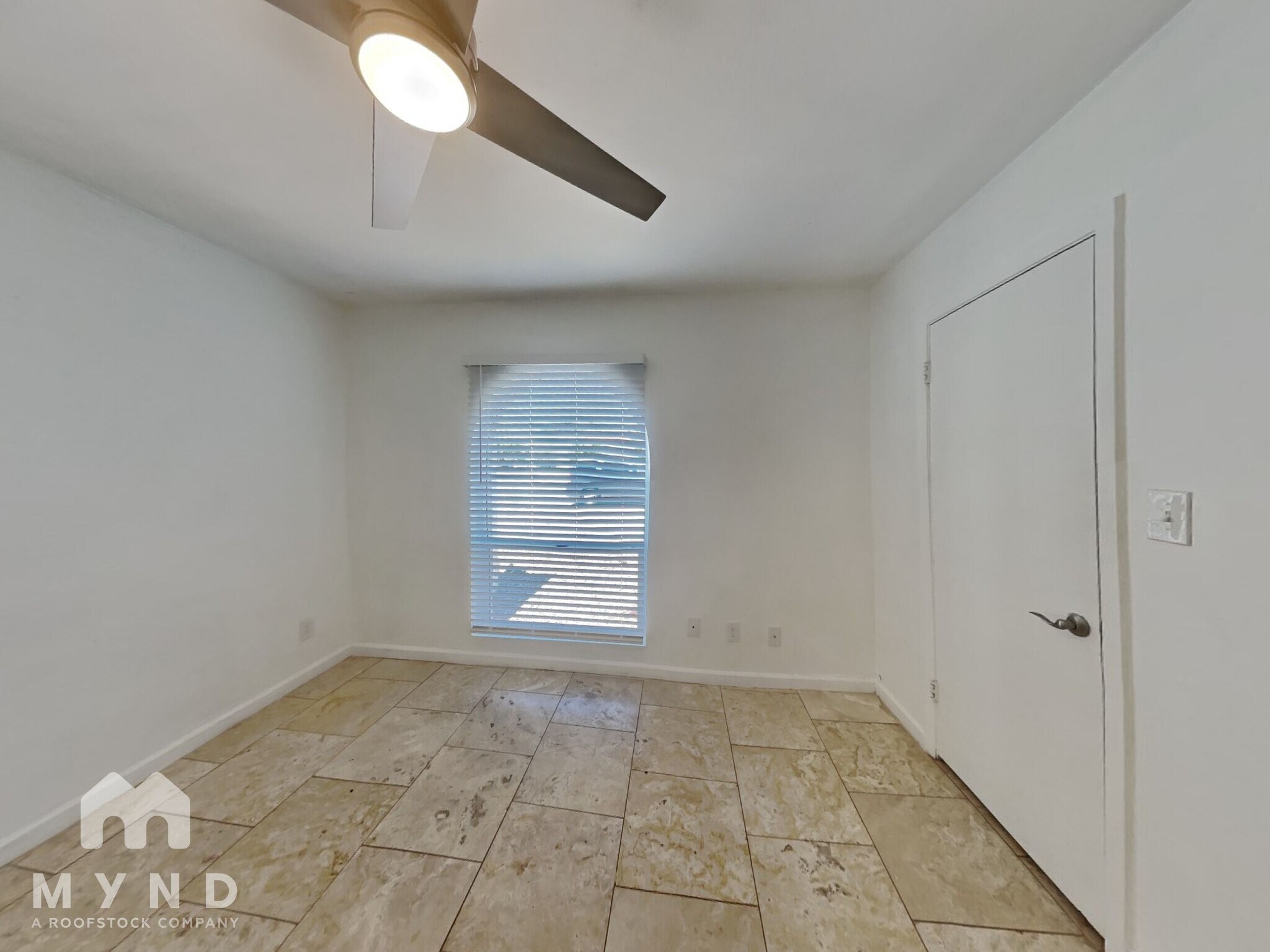 Building Photo - 6639 E Camino Santo