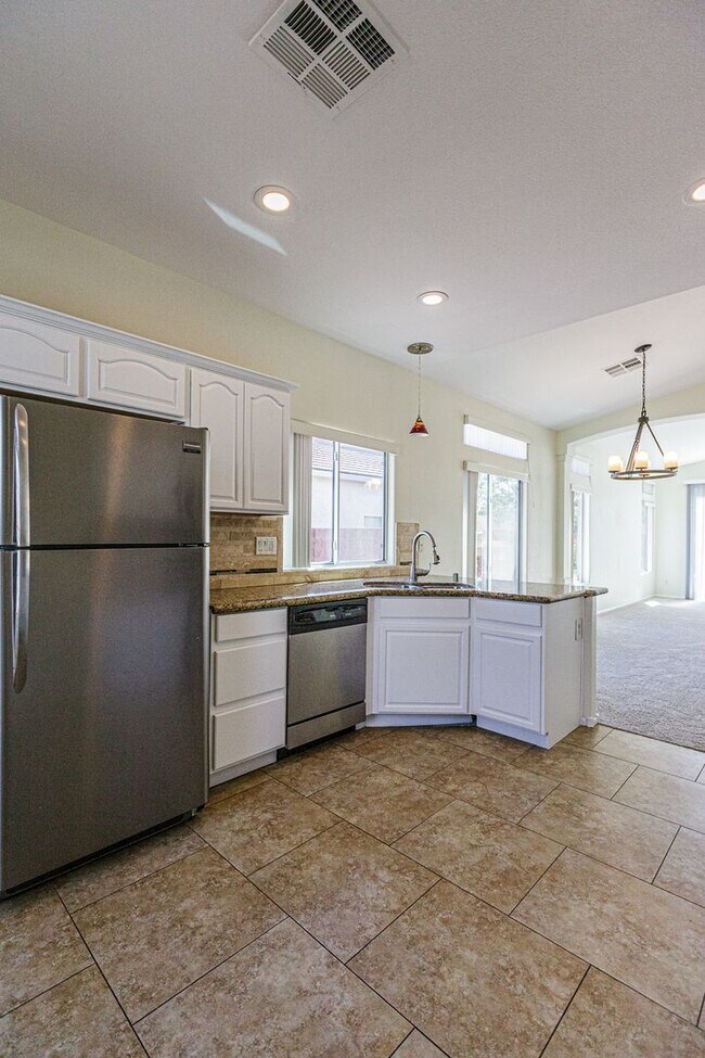 Building Photo - 1765 Baja Ln