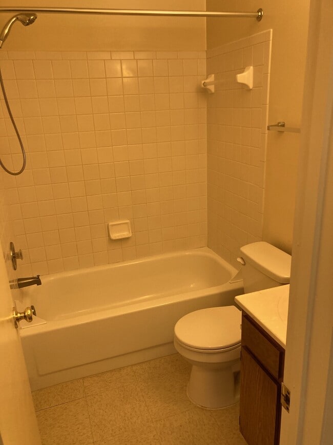 Building Photo - Broadway Apartments