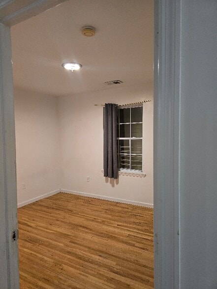 Building Photo - 140 Pennsylvania Ave