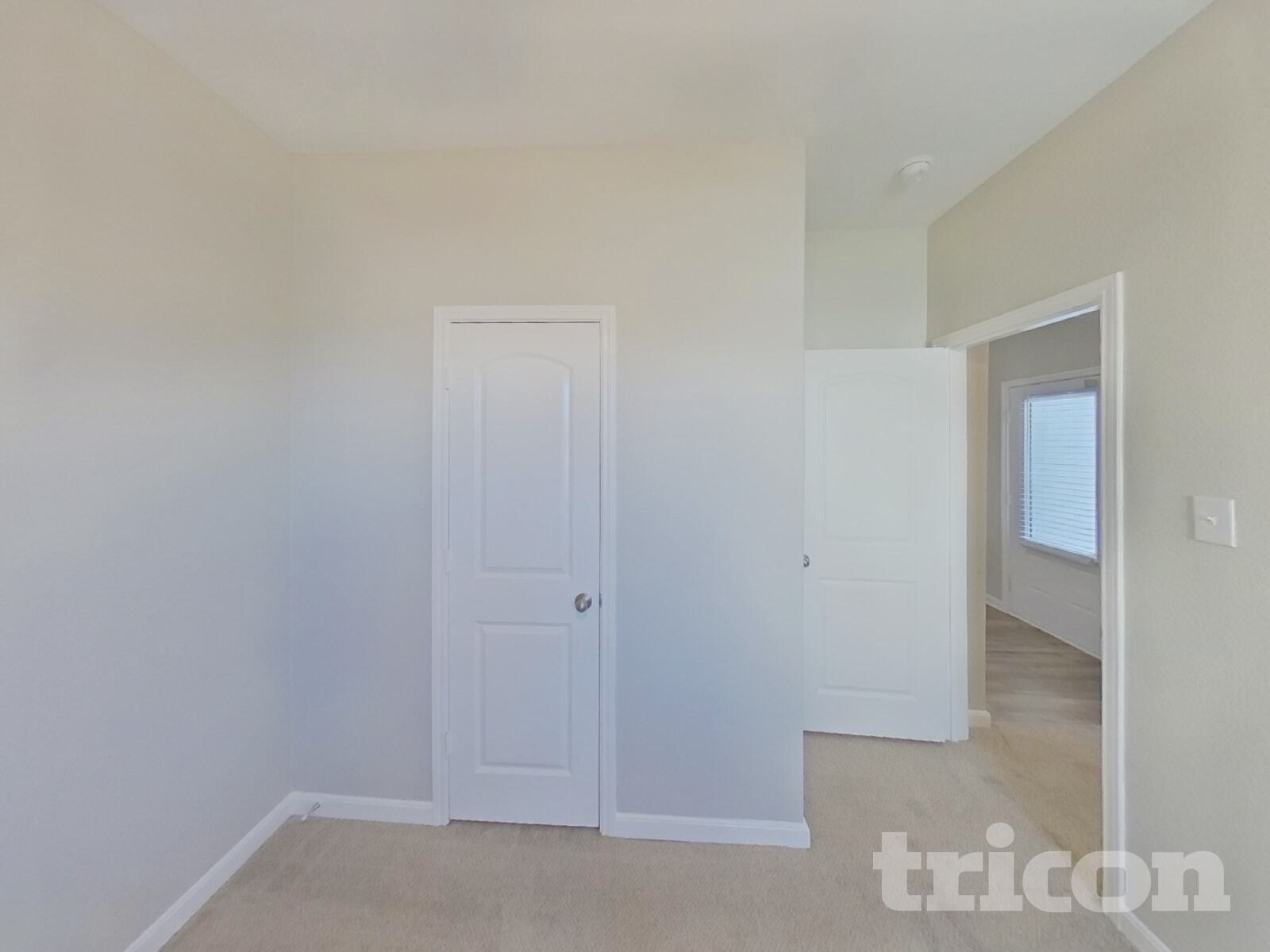 Building Photo - 9721 Sierra Grande Dr