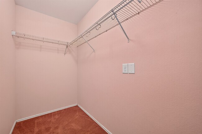 Building Photo - 21303 Beacon Springs Lane