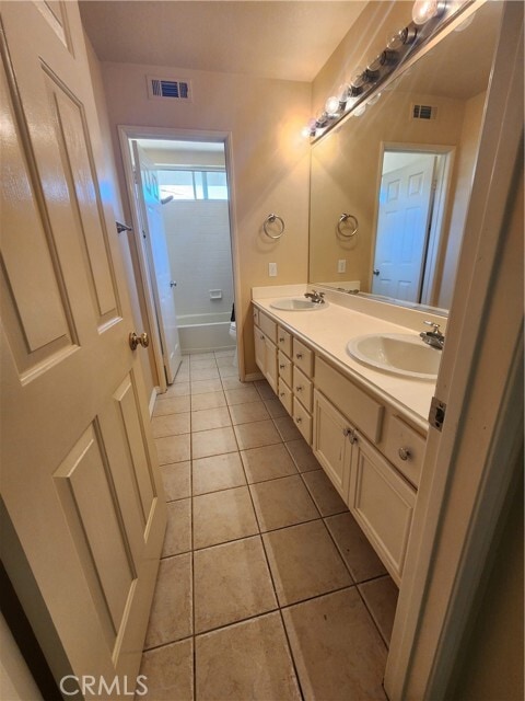 Building Photo - 5429 Turner Ct